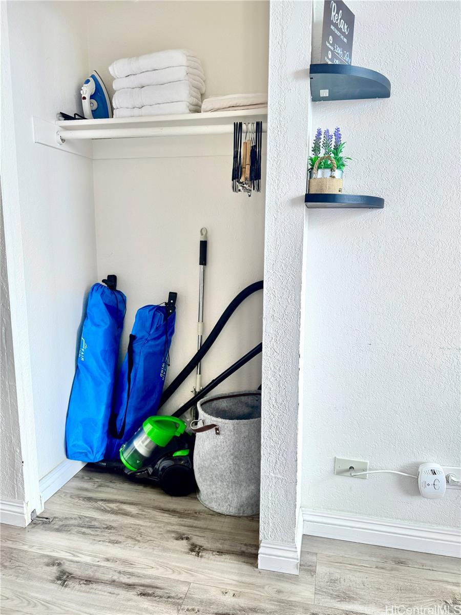 Hawaiian Monarch condo # 3204, Honolulu, Hawaii - photo 13 of 23