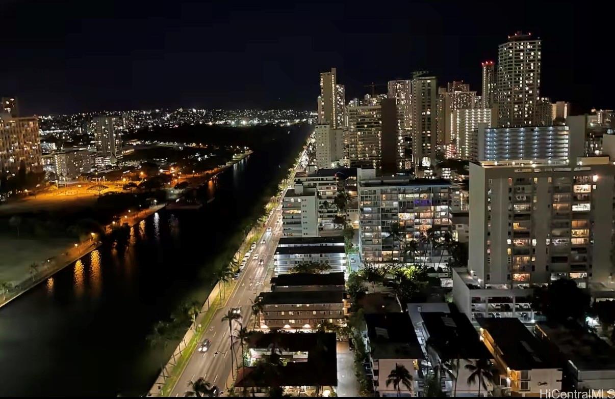 Hawaiian Monarch condo # 3204, Honolulu, Hawaii - photo 22 of 23