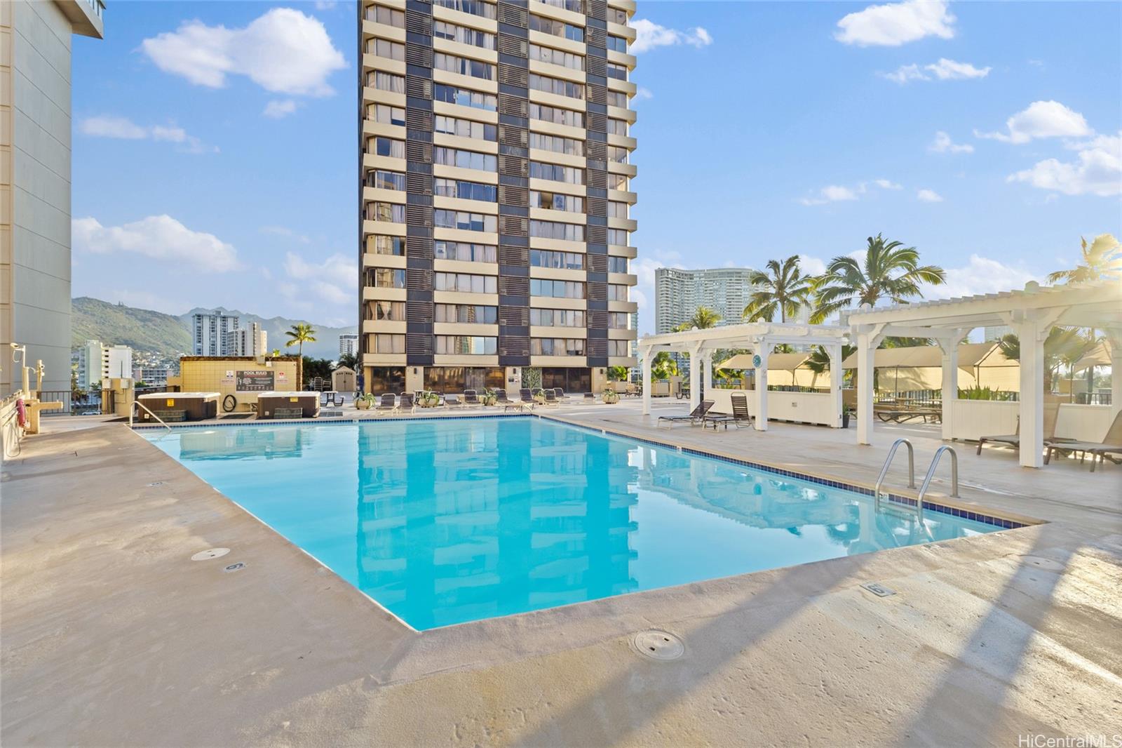 Hawaiian Monarch condo # 3405, Honolulu, Hawaii - photo 12 of 25