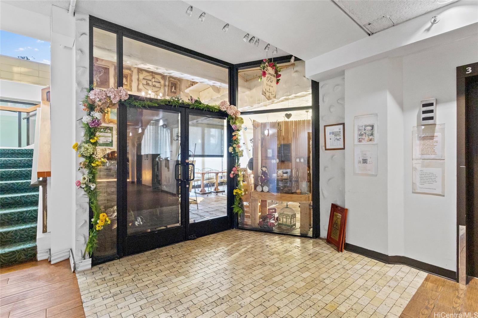 Hawaiian Monarch condo # 3405, Honolulu, Hawaii - photo 15 of 25