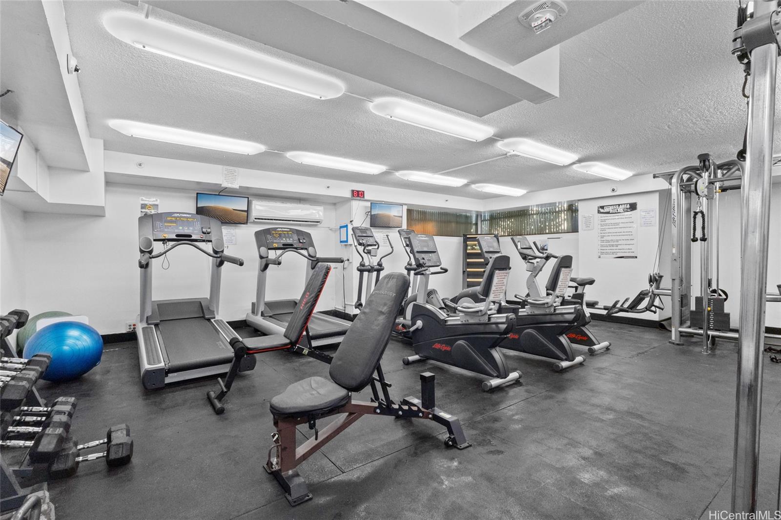 Hawaiian Monarch condo # 3405, Honolulu, Hawaii - photo 17 of 25