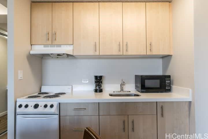 Hawaiian Monarch condo # 3608, Honolulu, Hawaii - photo 11 of 12