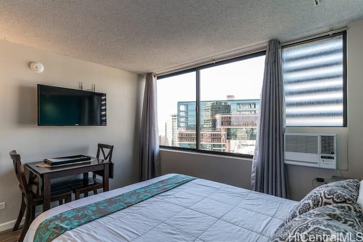 Hawaiian Monarch condo # 3608, Honolulu, Hawaii - photo 5 of 12