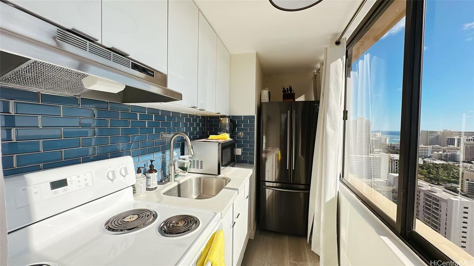 Hawaiian Monarch condo # 3802, Honolulu, Hawaii - photo 11 of 15