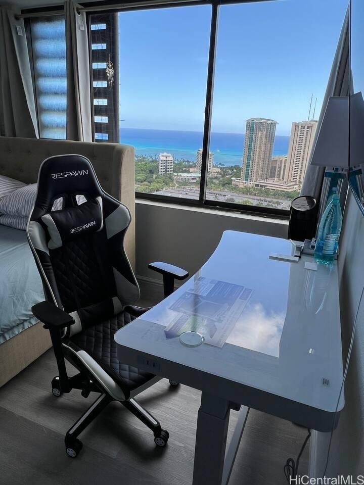 Hawaiian Monarch condo # 3802, Honolulu, Hawaii - photo 6 of 15