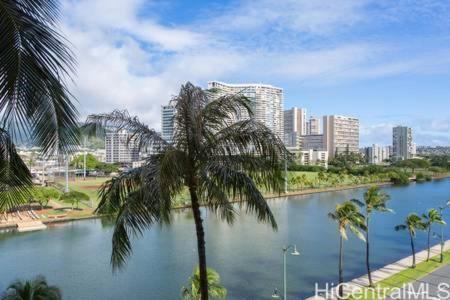 Hawaiian Monarch condo # 812, Honolulu, Hawaii - photo 5 of 14