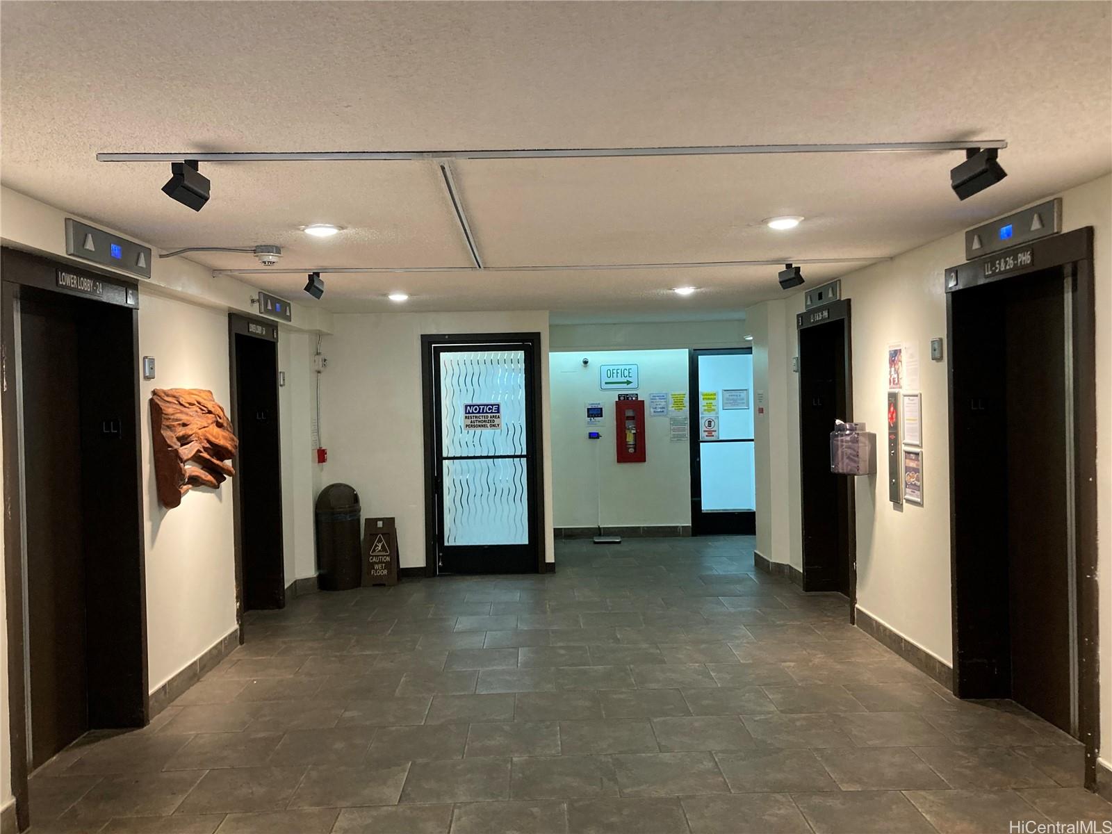 Hawaiian Monarch condo # 815, Honolulu, Hawaii - photo 20 of 24