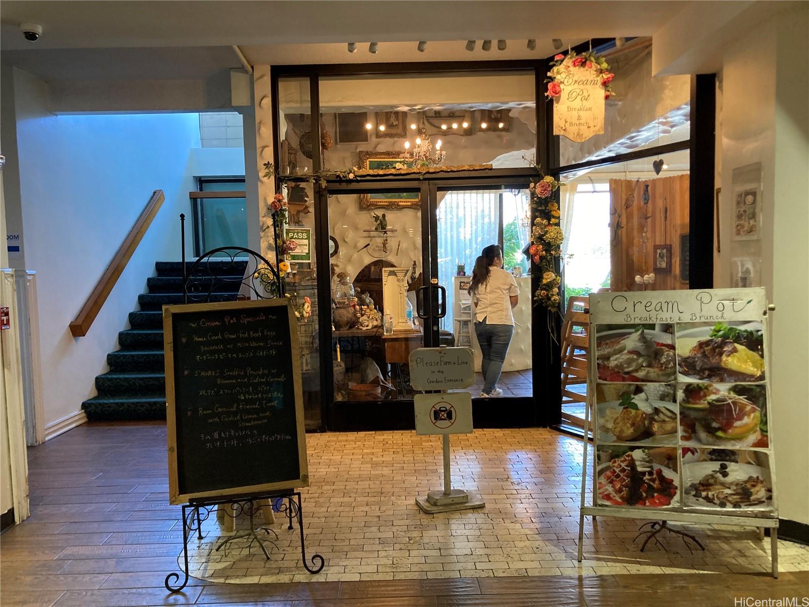 Hawaiian Monarch condo # 815, Honolulu, Hawaii - photo 22 of 24