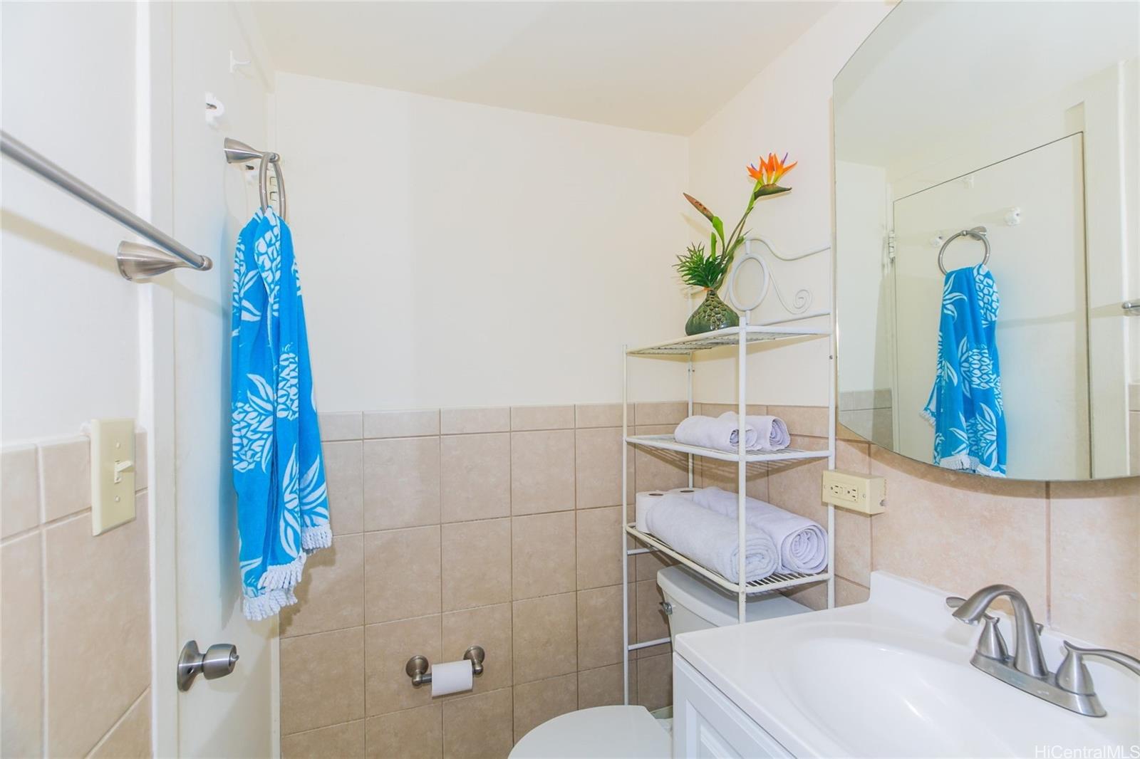 Rosalei Ltd condo # 1002, Honolulu, Hawaii - photo 17 of 19