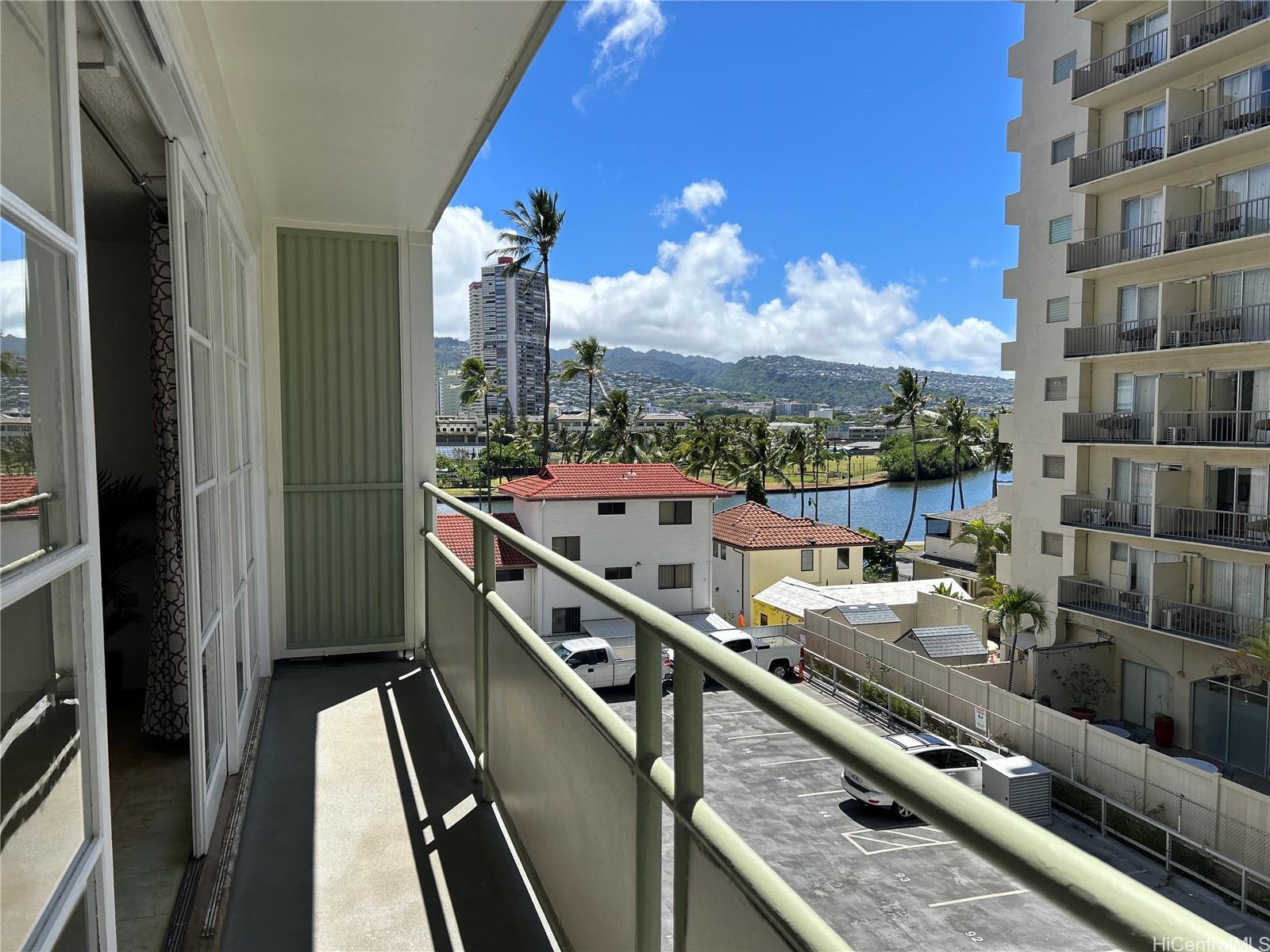 Rosalei Ltd condo # 401, Honolulu, Hawaii - photo 2 of 15