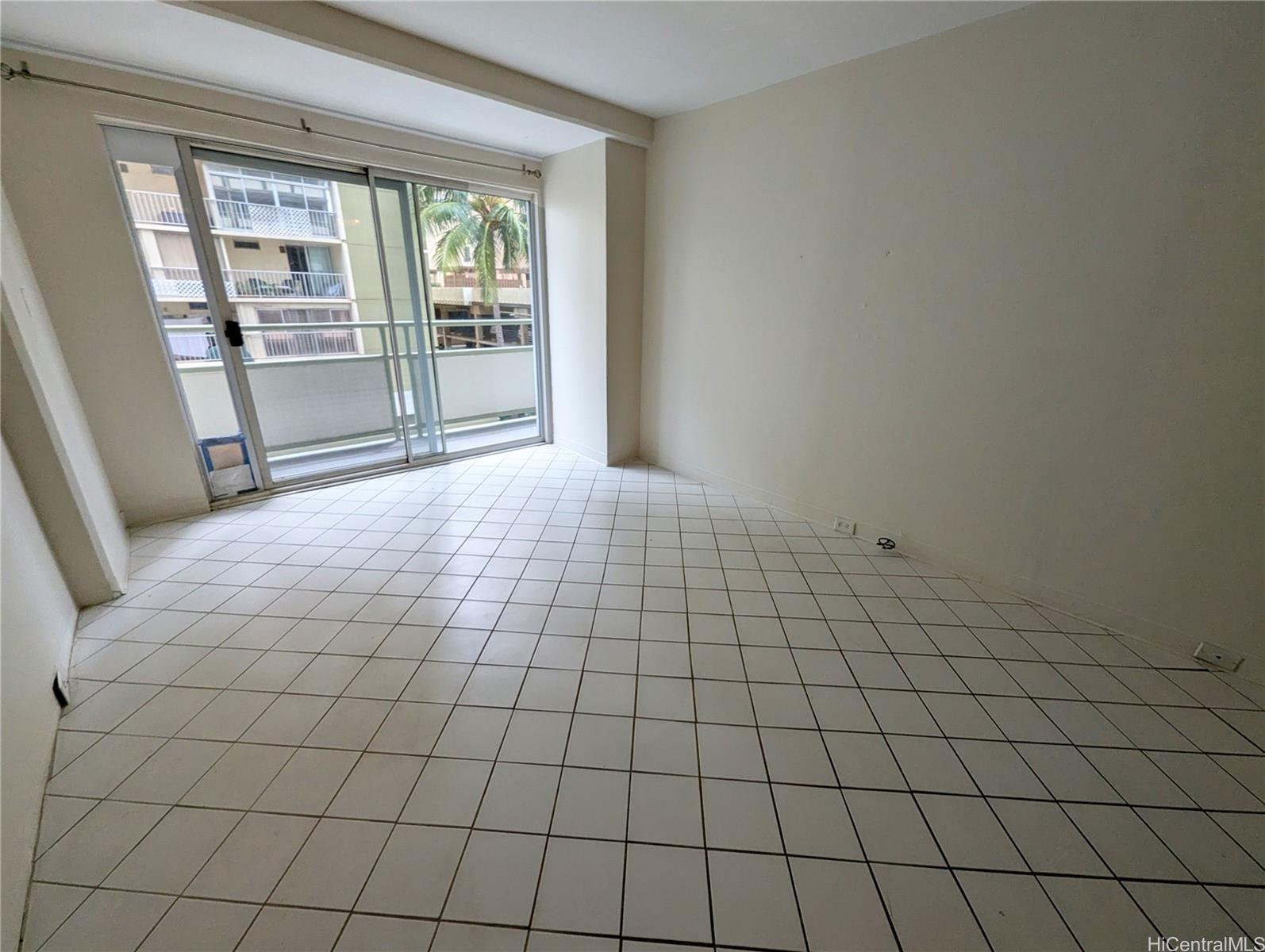 Rosalei Ltd condo # 402, Honolulu, Hawaii - photo 3 of 10