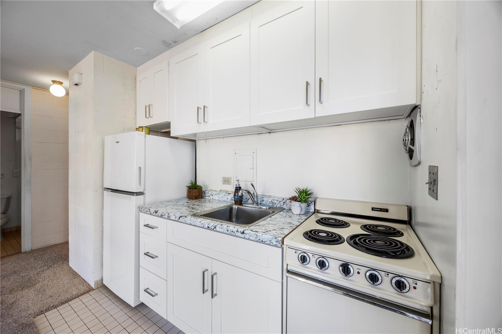 Rosalei Ltd condo # 504, Honolulu, Hawaii - photo 11 of 25