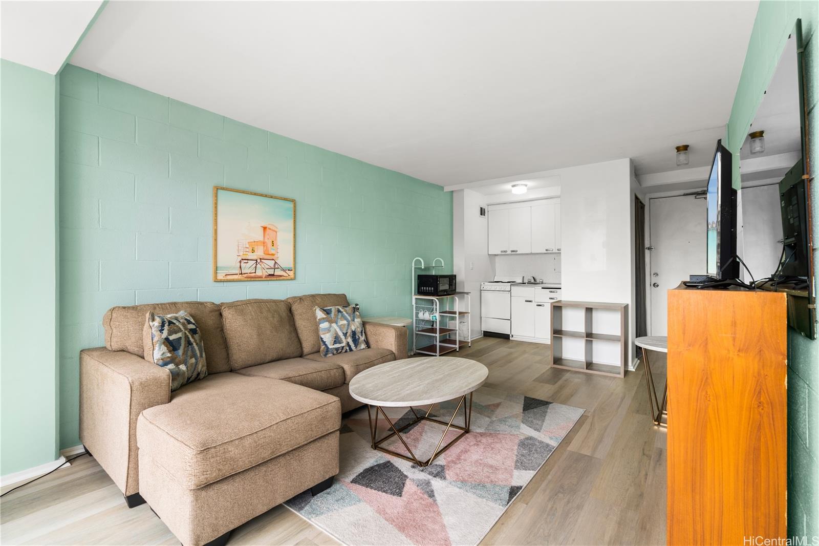 445 Kaiolu St Honolulu - Rental - photo 10 of 21