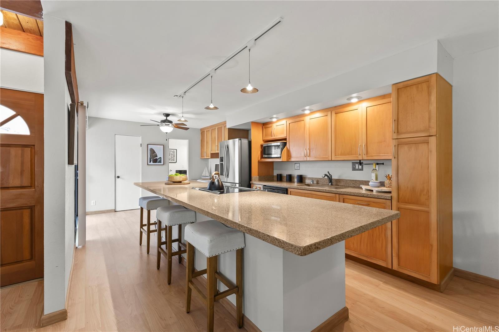 445 Kawailoa Road townhouse # 8, Kailua, Hawaii - photo 8 of 25