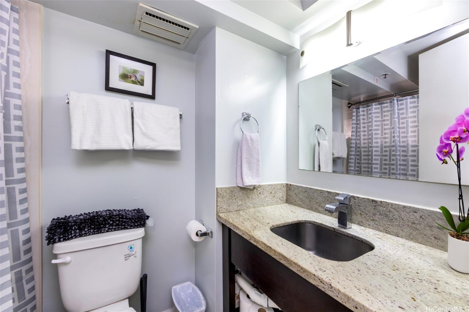 Island Colony condo # 1005, Honolulu, Hawaii - photo 9 of 11