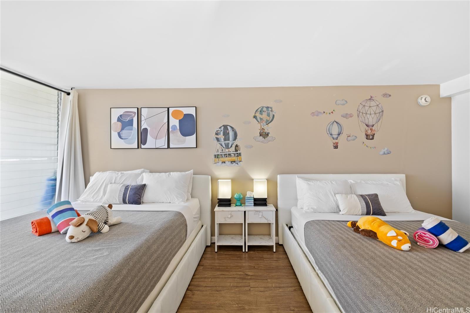 Island Colony condo # 1109, Honolulu, Hawaii - photo 3 of 12