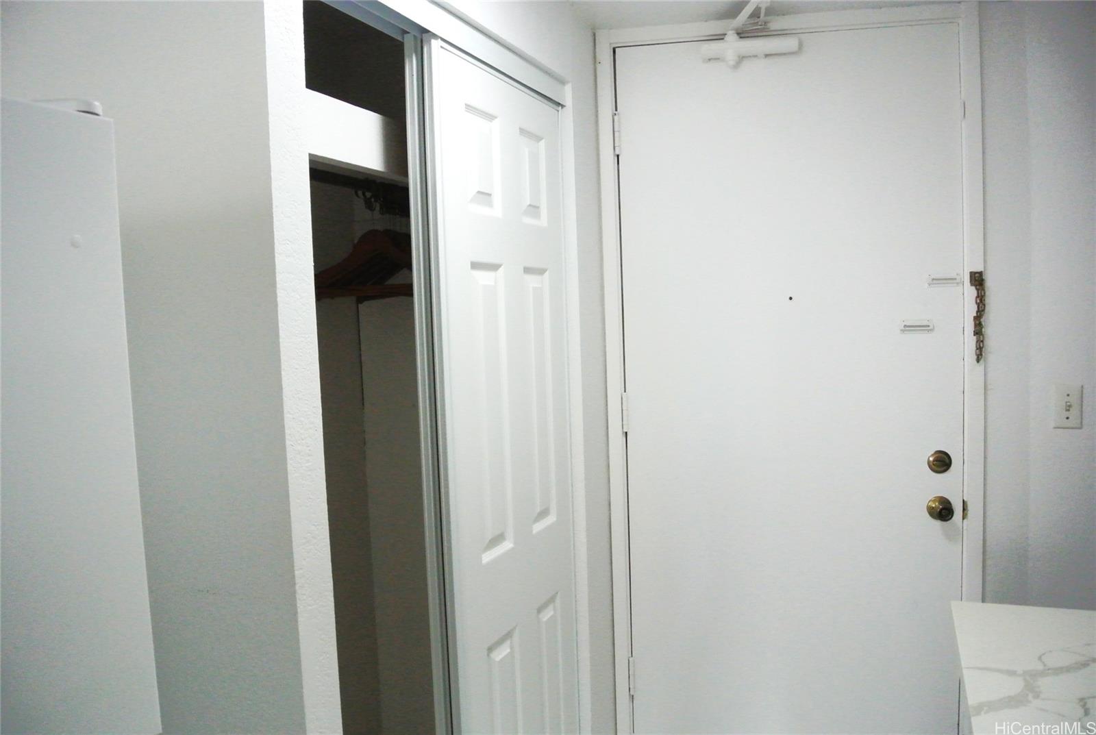 Island Colony condo # 1206, Honolulu, Hawaii - photo 6 of 15