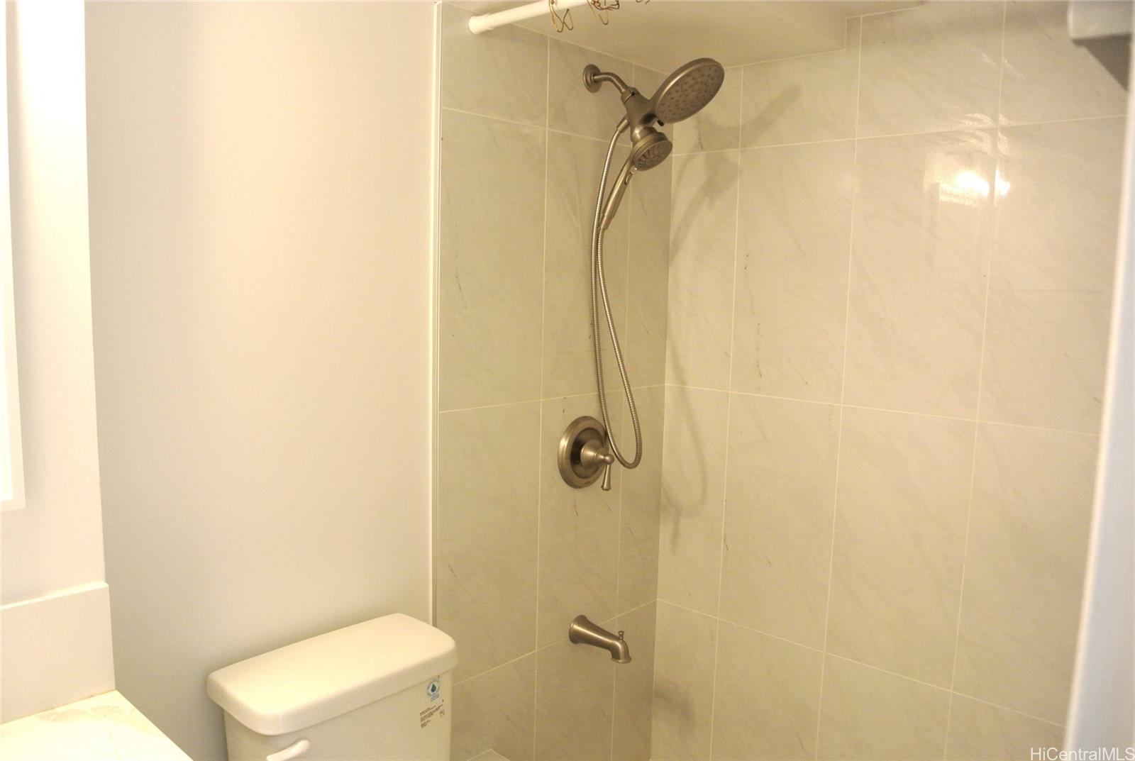 Island Colony condo # 1206, Honolulu, Hawaii - photo 8 of 15