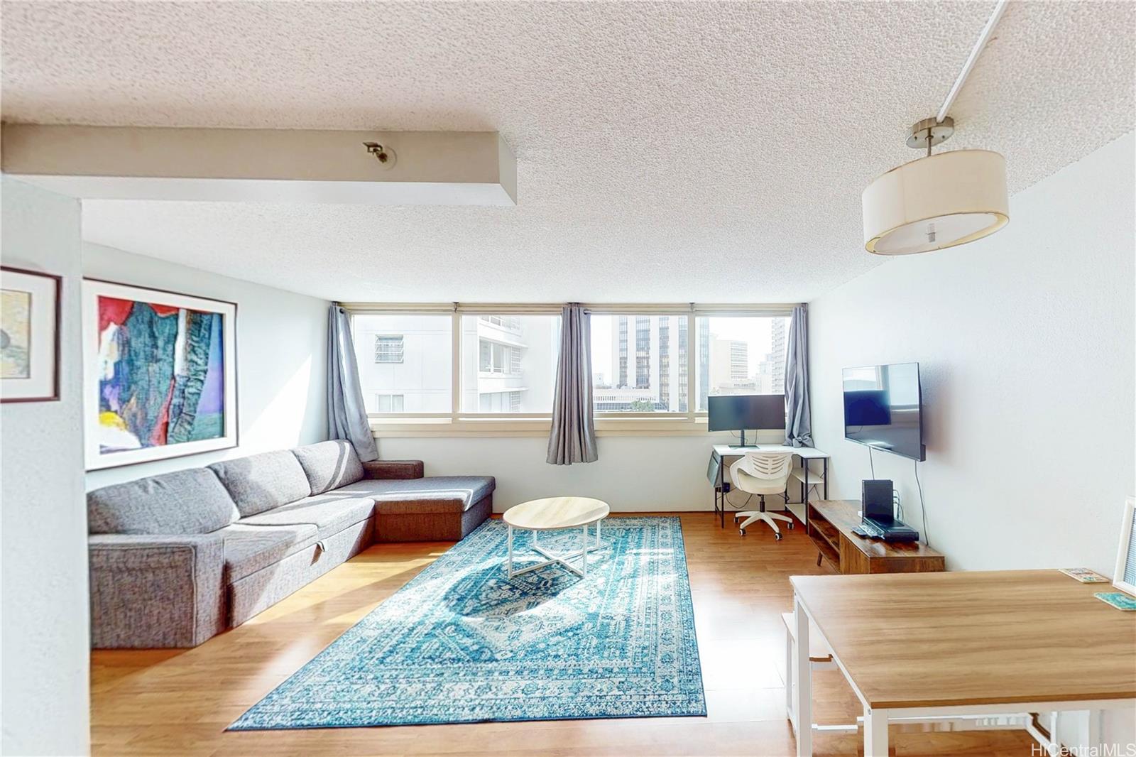 Island Colony condo # 1221, Honolulu, Hawaii - photo 4 of 25