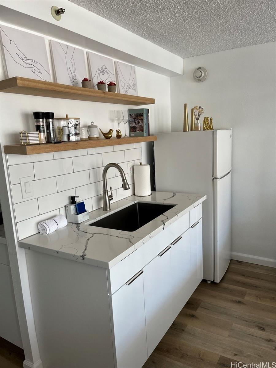 island colony condo # 1511, Honolulu, Hawaii - photo 10 of 10