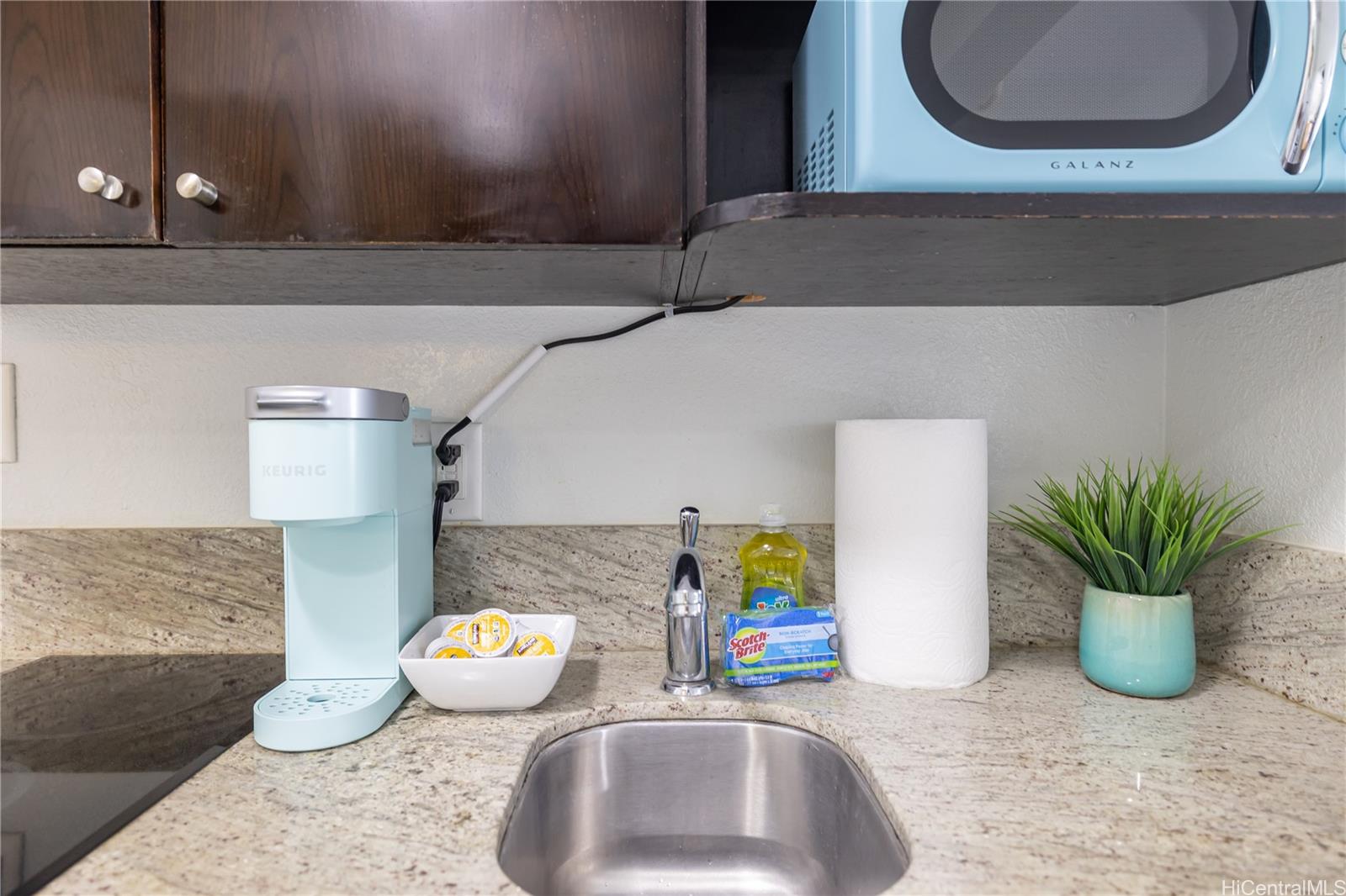 Island colony condo # 1514, Honolulu, Hawaii - photo 14 of 20