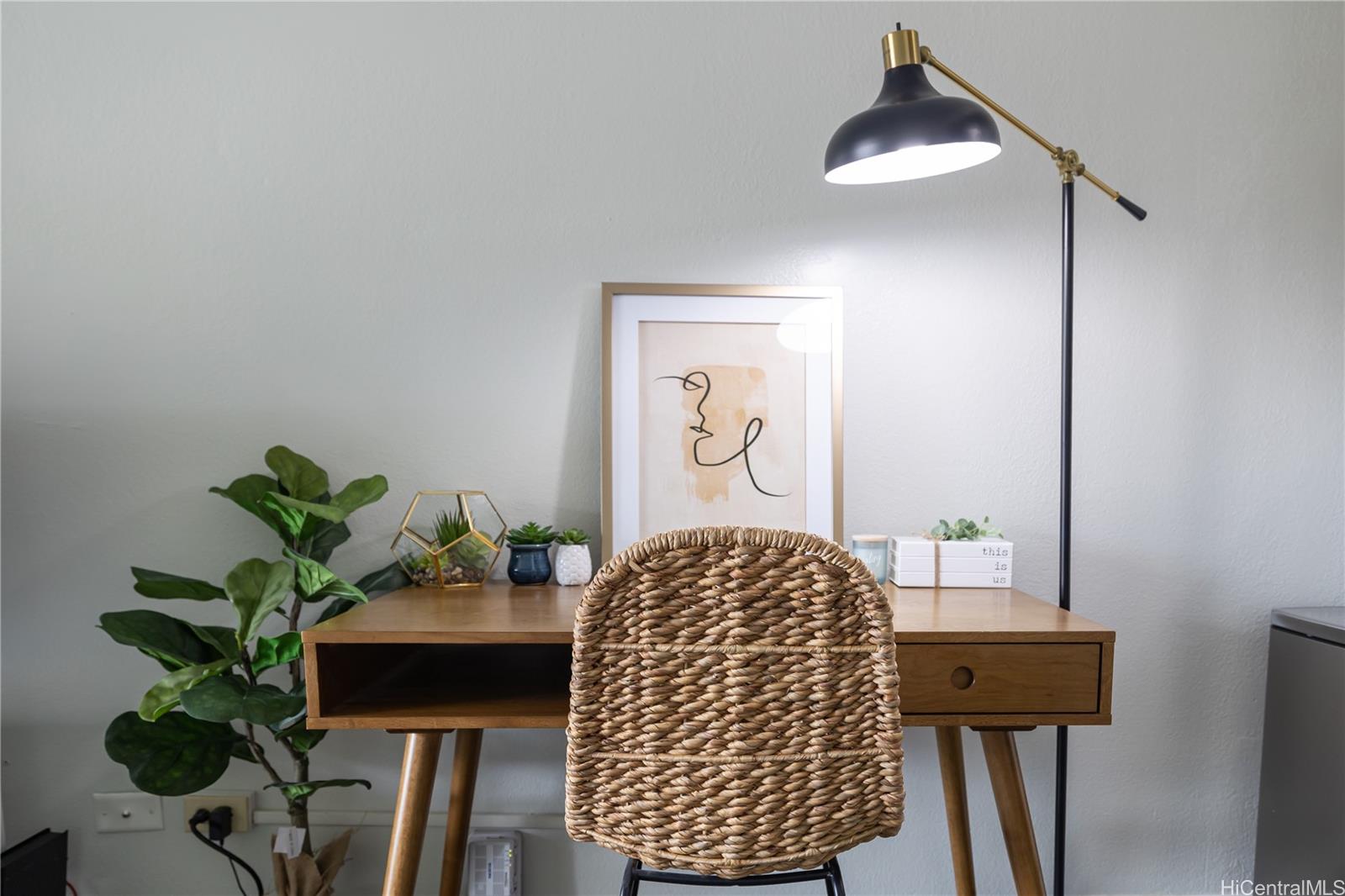 Island colony condo # 1514, Honolulu, Hawaii - photo 8 of 20