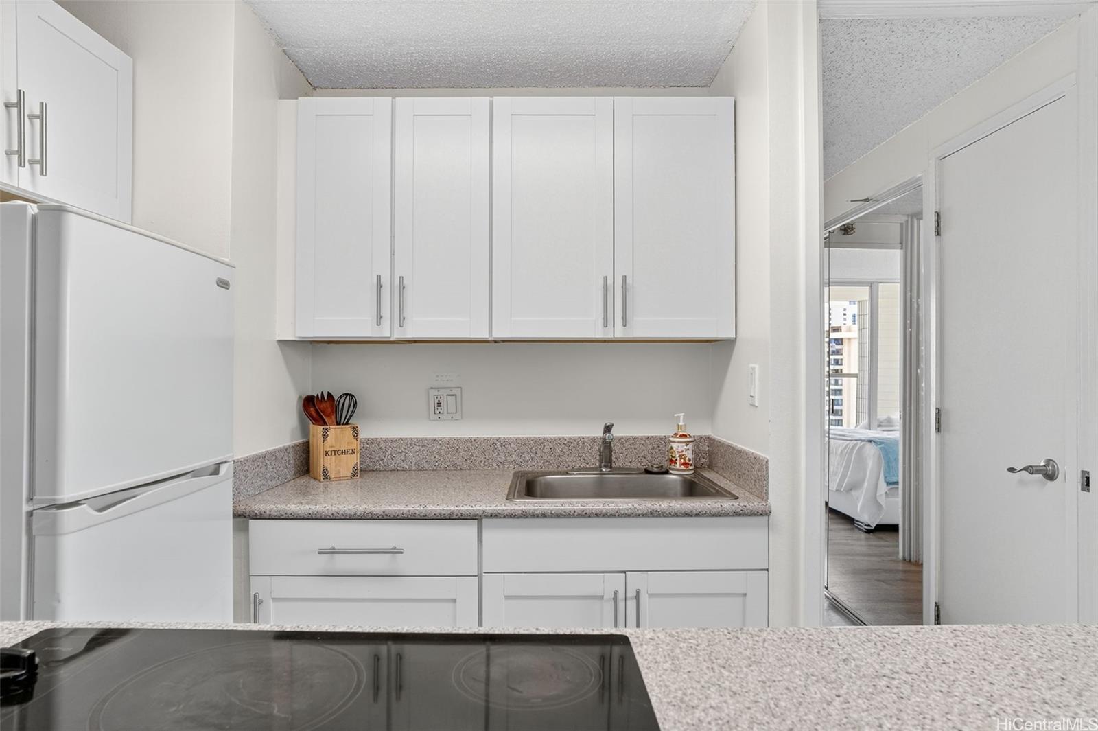 Island Colony condo # 1602, Honolulu, Hawaii - photo 12 of 25