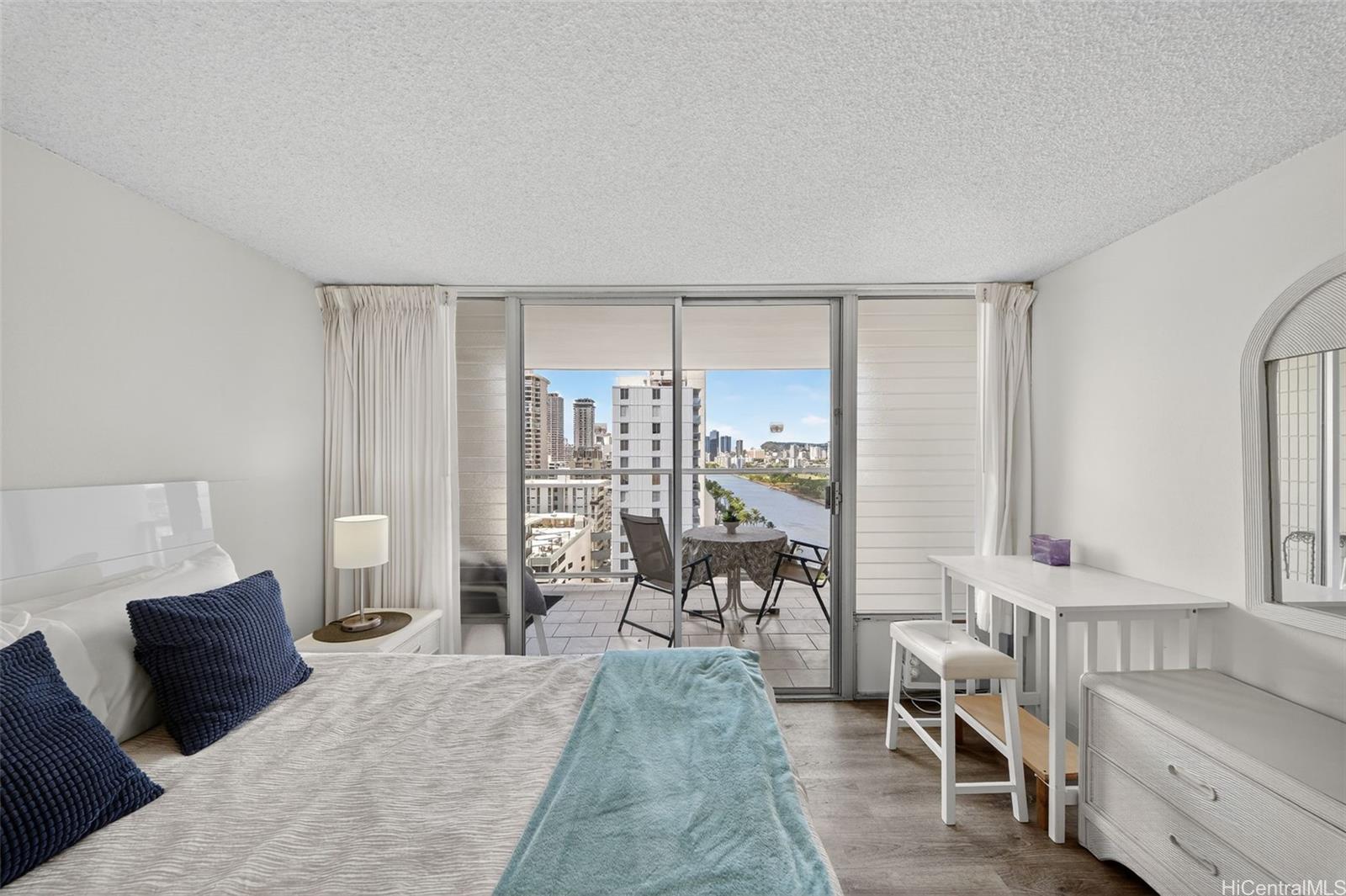 Island Colony condo # 1602, Honolulu, Hawaii - photo 15 of 25