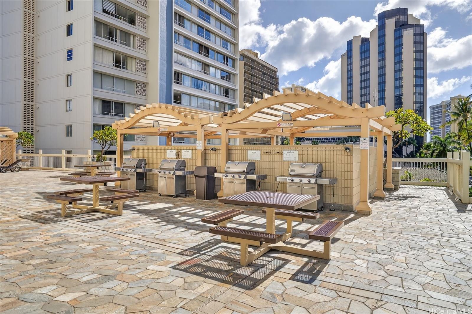 Island Colony condo # 1602, Honolulu, Hawaii - photo 21 of 25