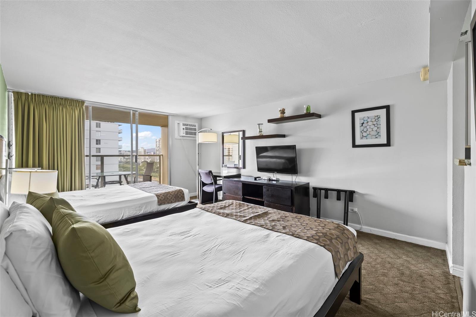 Island Colony condo # 1610, Honolulu, Hawaii - photo 12 of 24