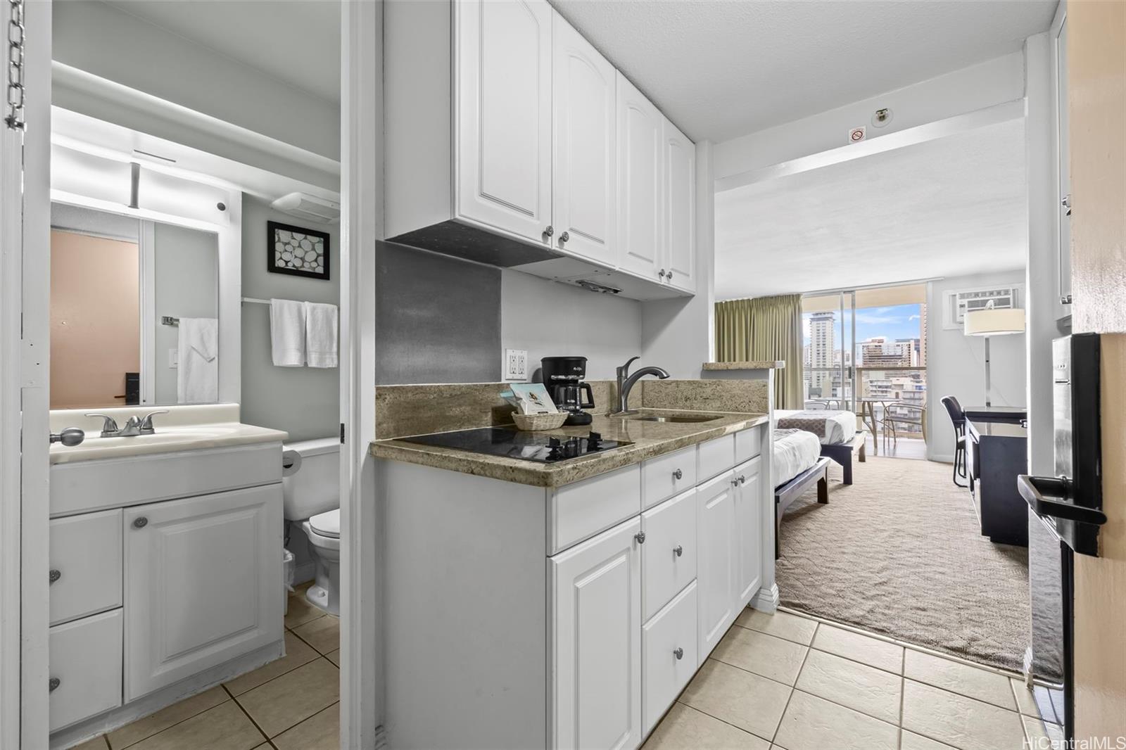 Island Colony condo # 1610, Honolulu, Hawaii - photo 3 of 24