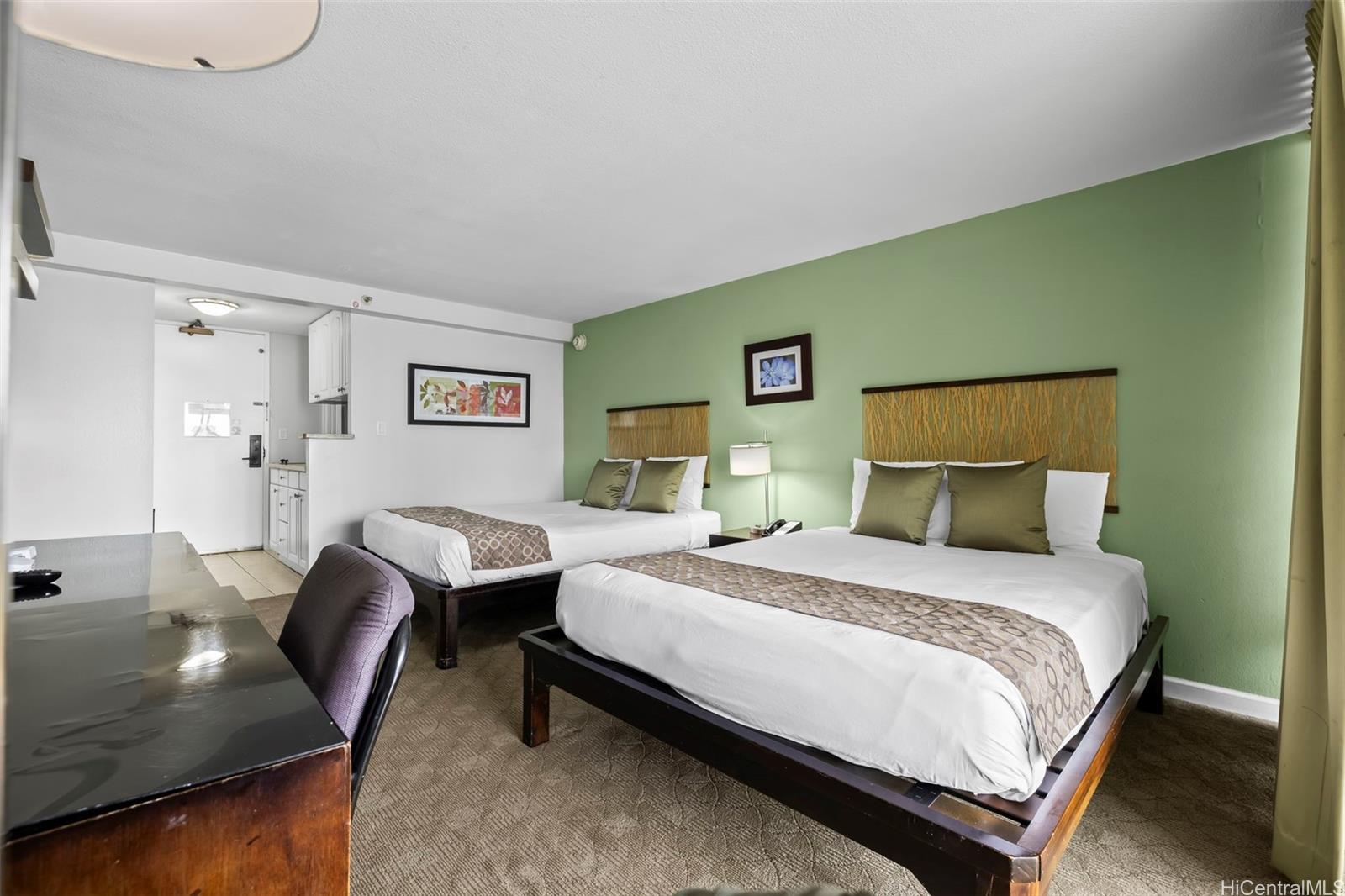 Island Colony condo # 1610, Honolulu, Hawaii - photo 7 of 24