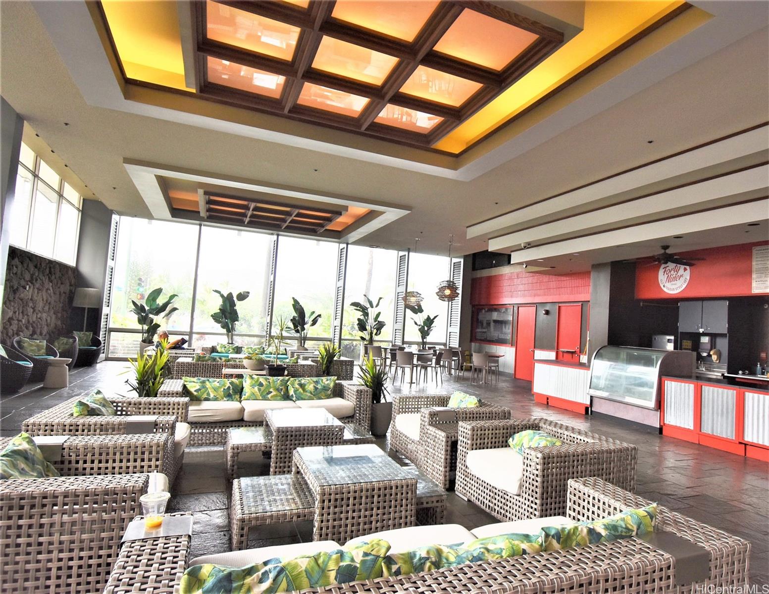 Island Colony condo # 1805, Honolulu, Hawaii - photo 4 of 11