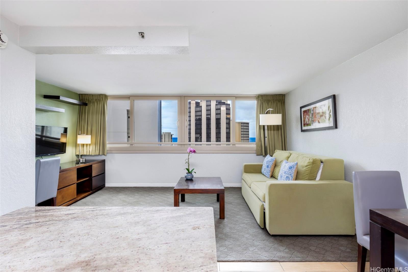 Island Colony condo # 1921, Honolulu, Hawaii - photo 3 of 16