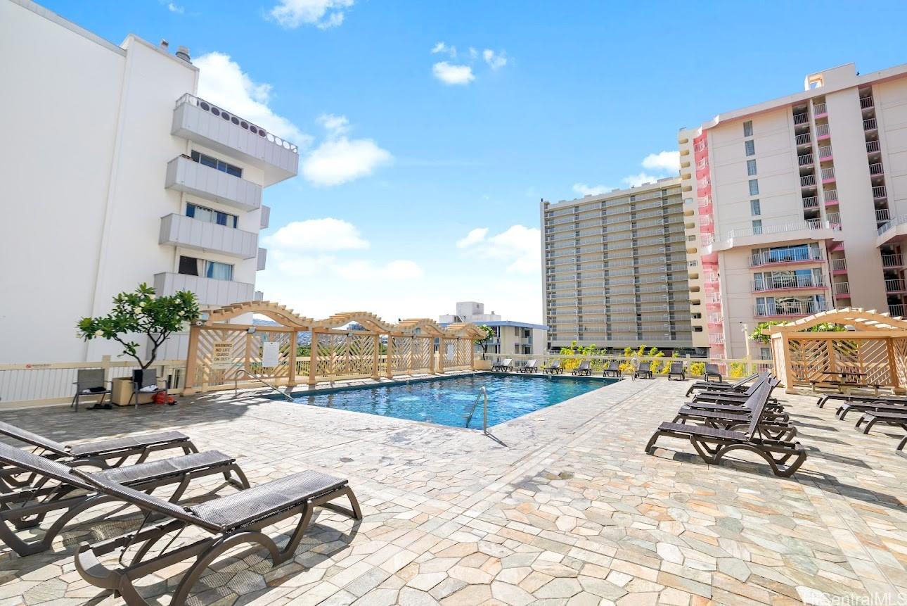 Island Colony condo # 2003, Honolulu, Hawaii - photo 15 of 18