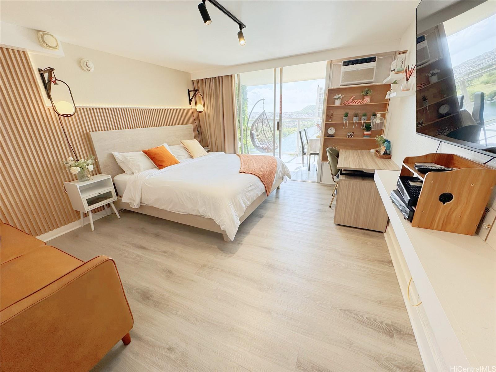 Island Colony condo # 2003, Honolulu, Hawaii - photo 5 of 18