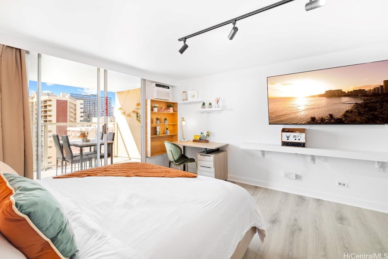 Island Colony condo # 2003, Honolulu, Hawaii - photo 6 of 18