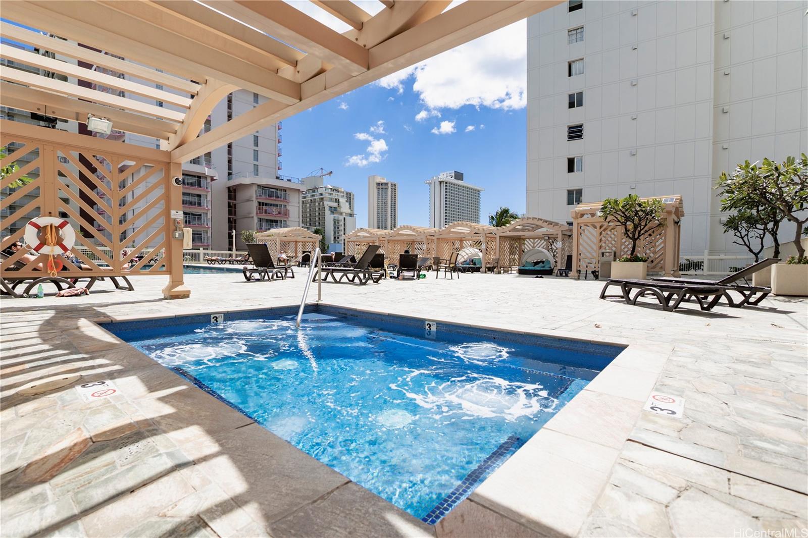 445 Seaside Ave Honolulu - Rental - photo 14 of 23