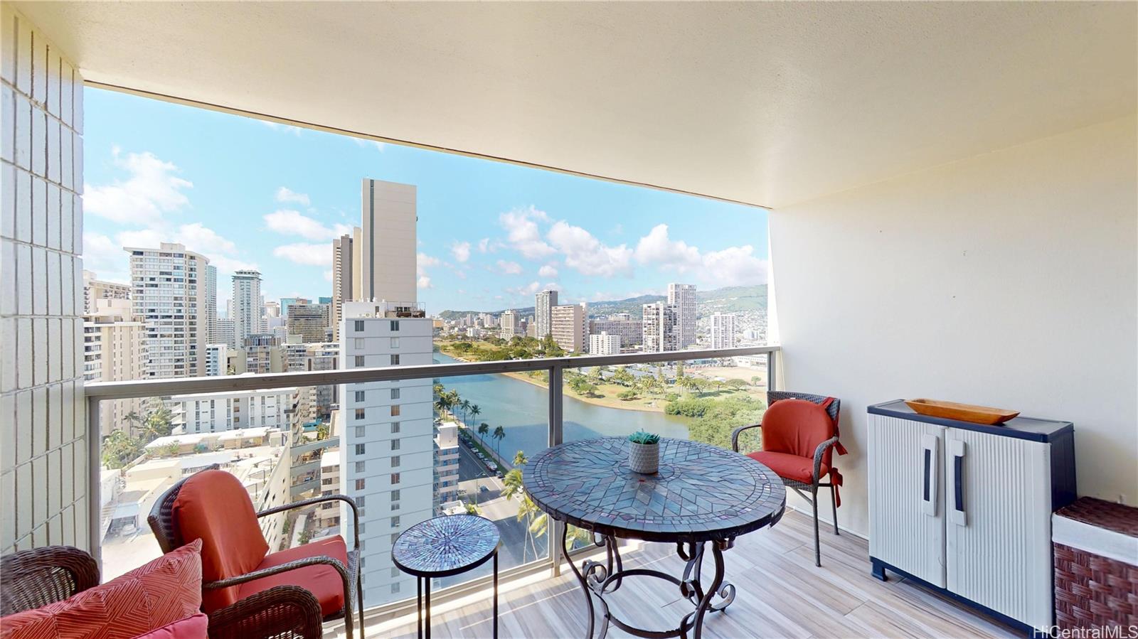 445 Seaside Ave Honolulu - Rental - photo 9 of 23