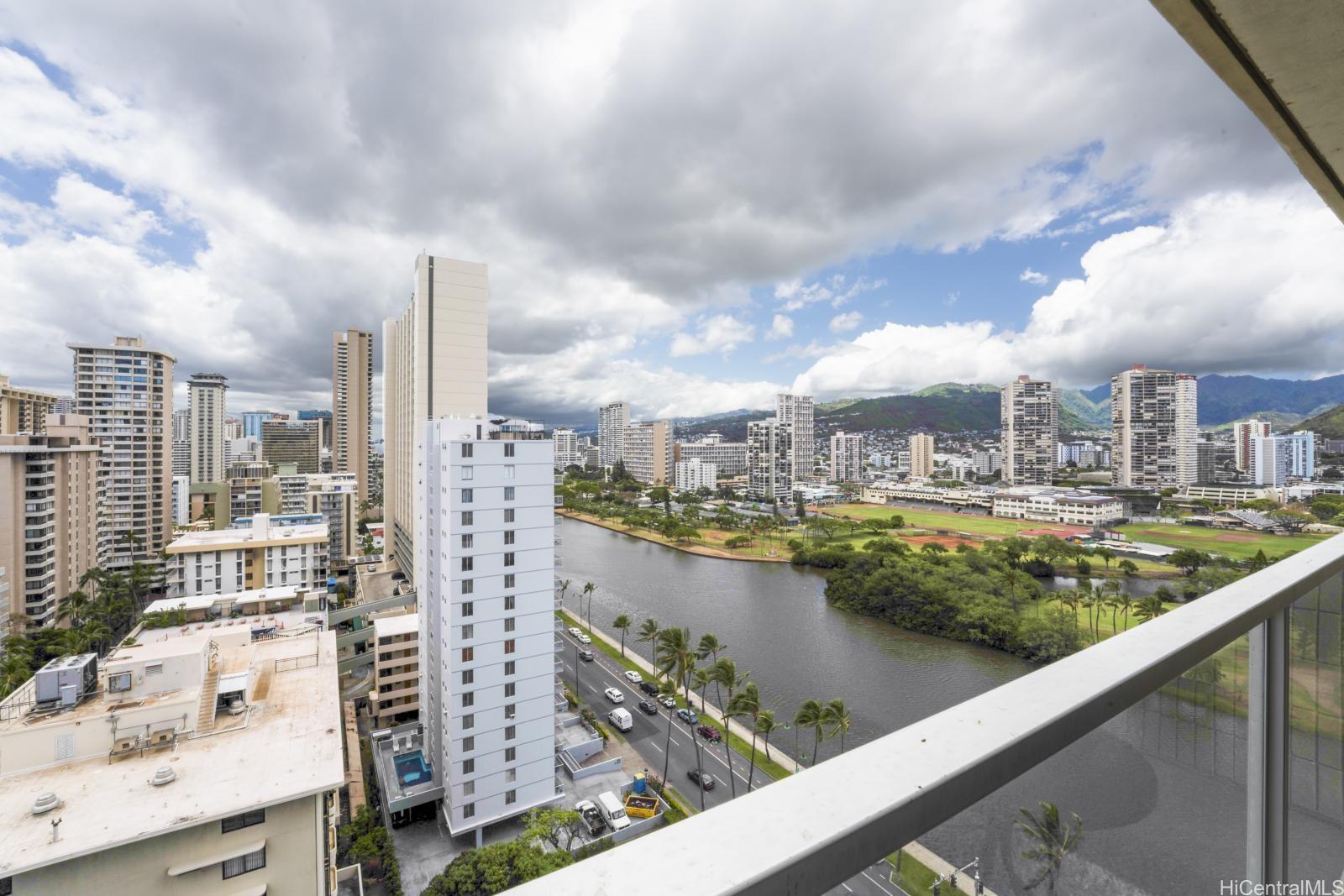 445 Seaside Ave Honolulu - Rental - photo 11 of 18