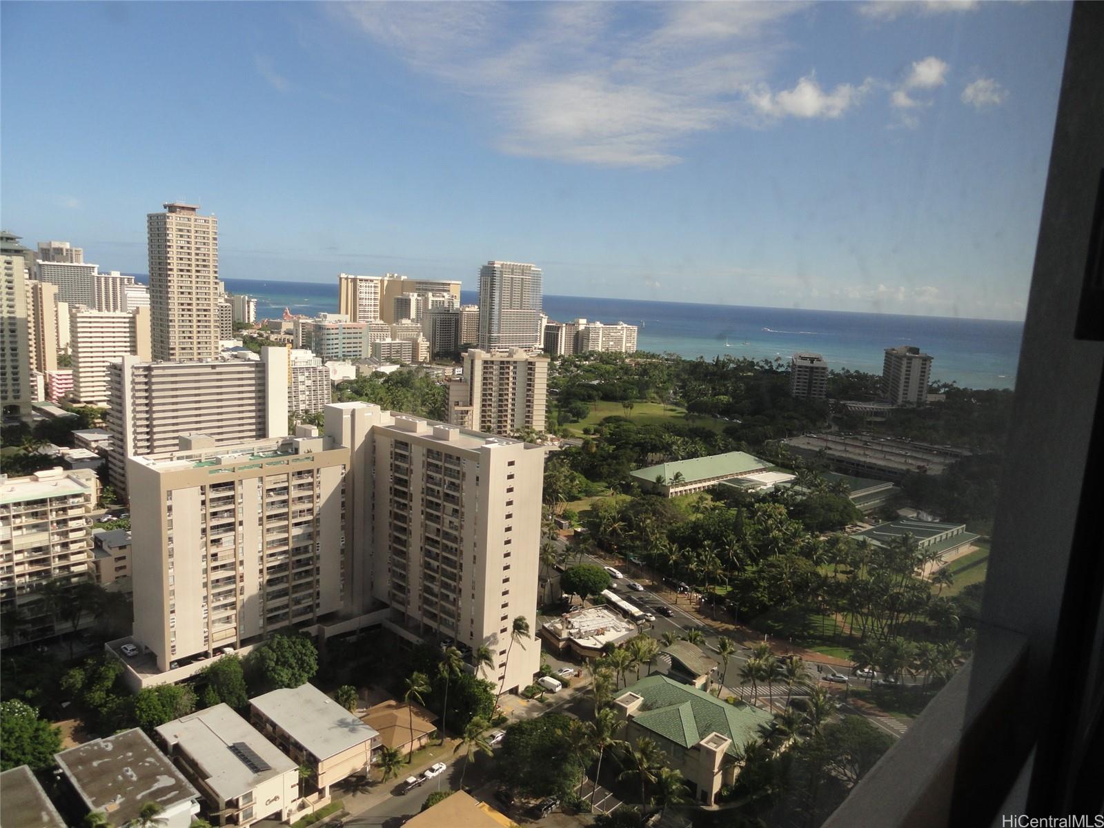 445 Seaside Ave Honolulu - Rental - photo 13 of 19