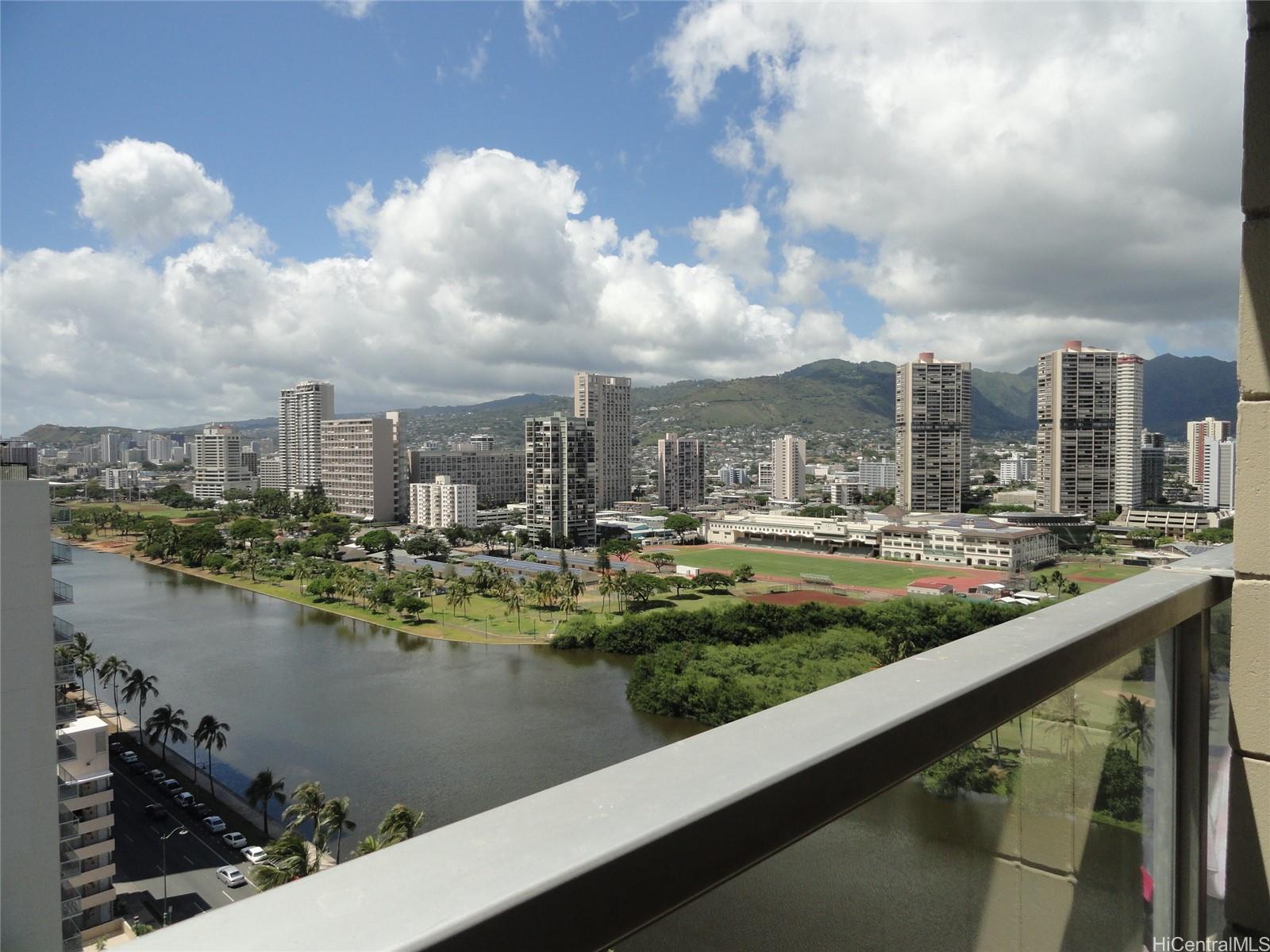 445 Seaside Ave Honolulu - Rental - photo 17 of 19