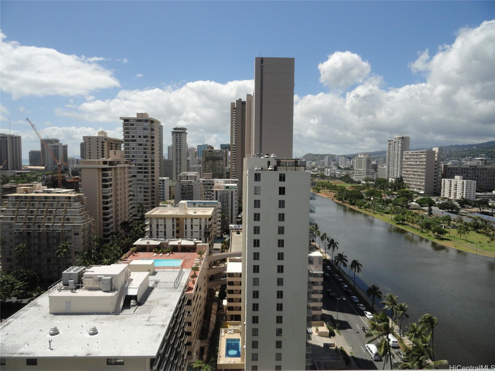 445 Seaside Ave Honolulu - Rental - photo 18 of 19