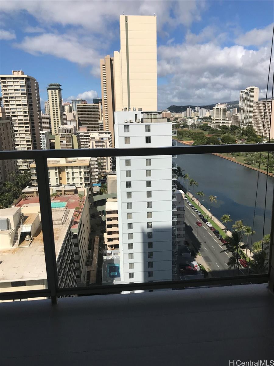 445 Seaside Ave Honolulu - Rental - photo 10 of 19