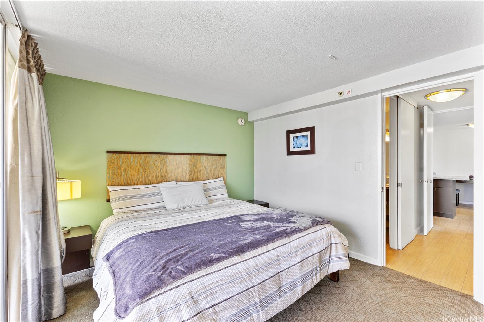 445 Seaside Ave Honolulu - Rental - photo 15 of 24