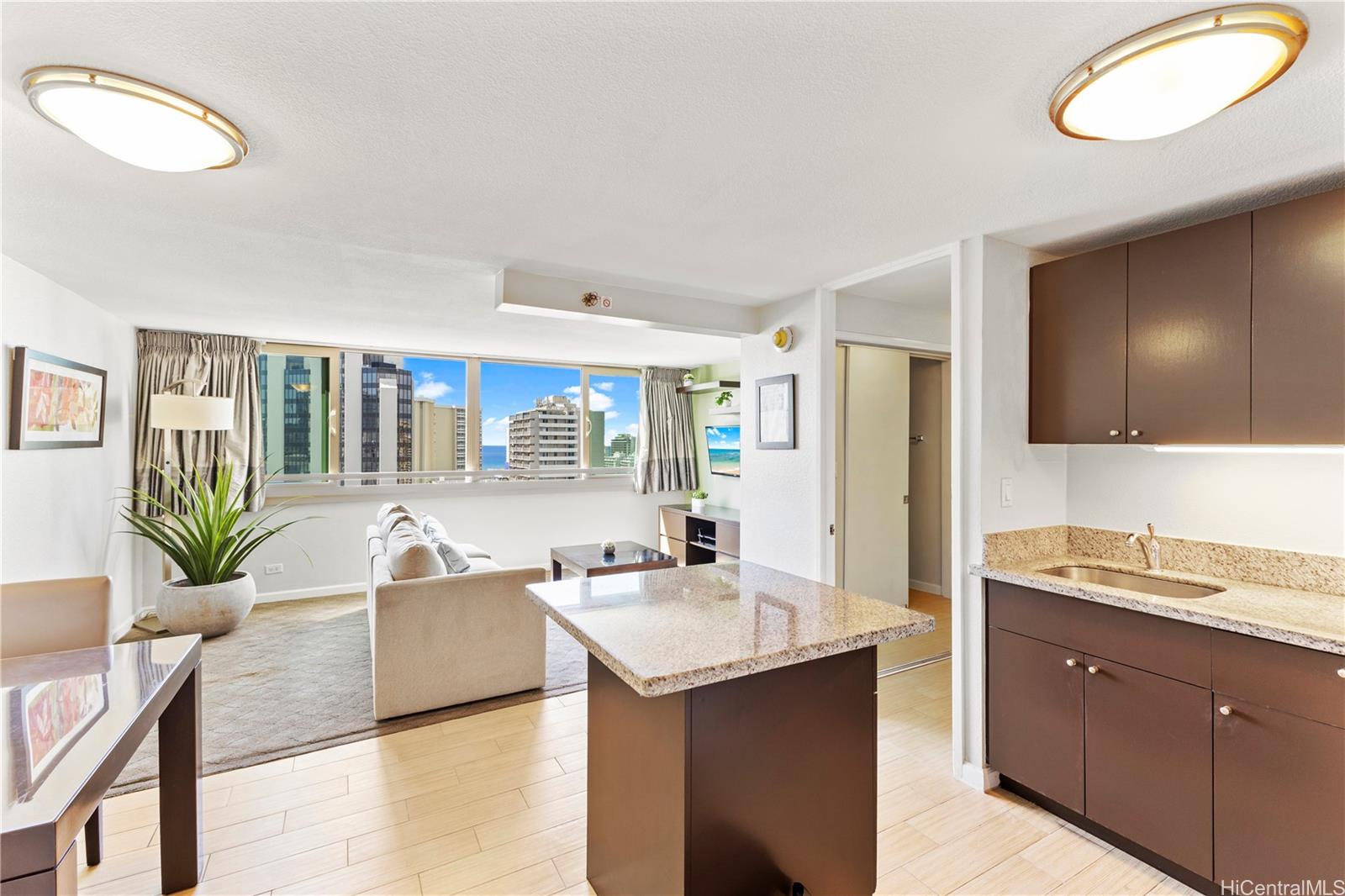 445 Seaside Ave Honolulu - Rental - photo 7 of 24