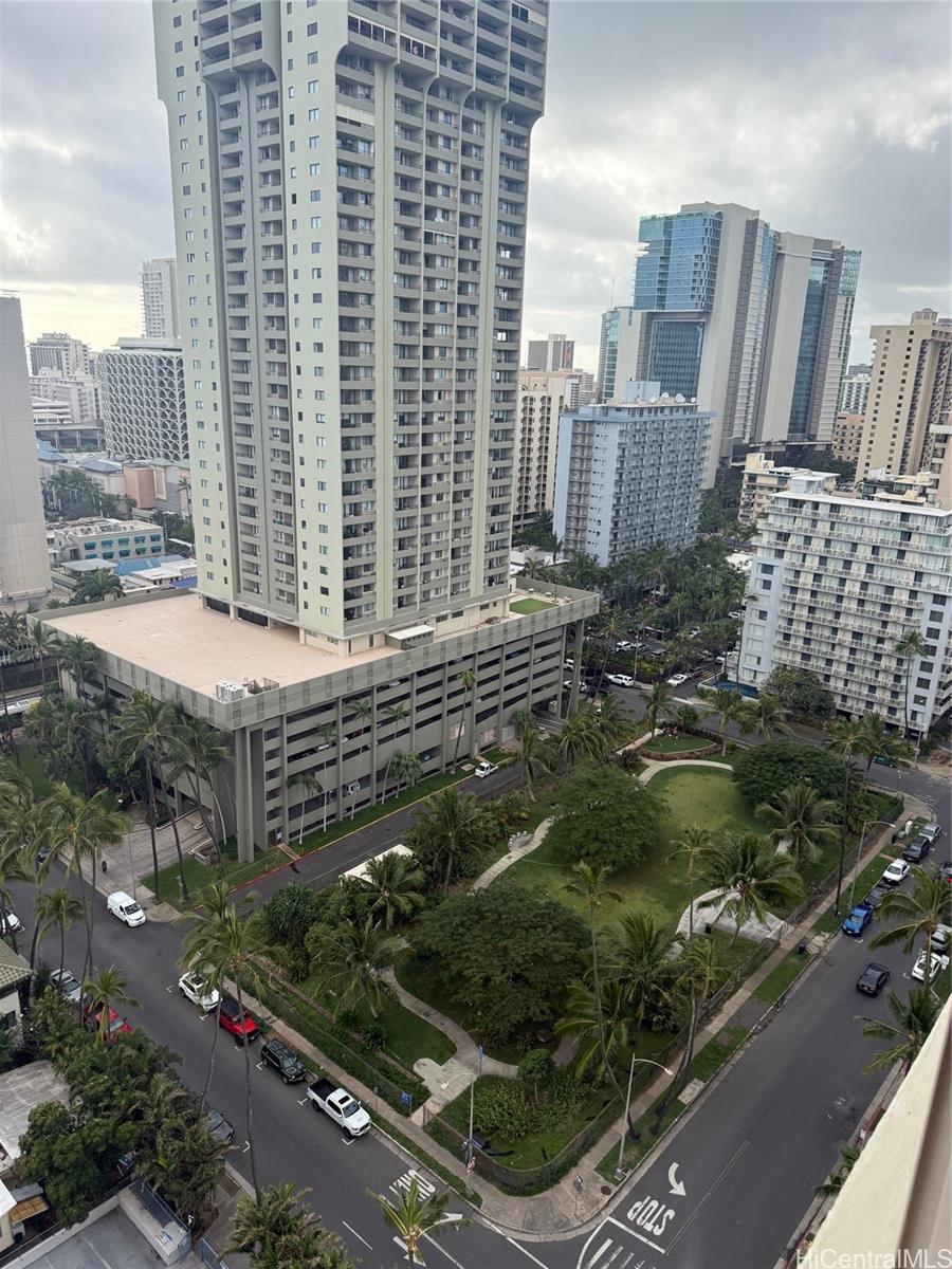 445 Seaside Ave Honolulu - Rental - photo 18 of 18