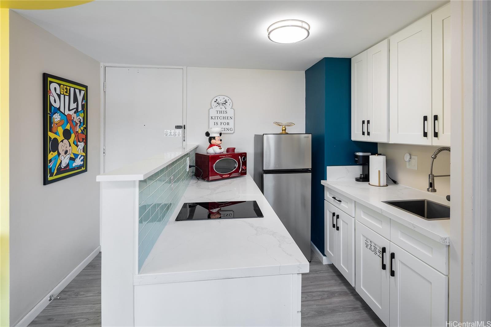 Island Colony condo # 2402, Honolulu, Hawaii - photo 11 of 24