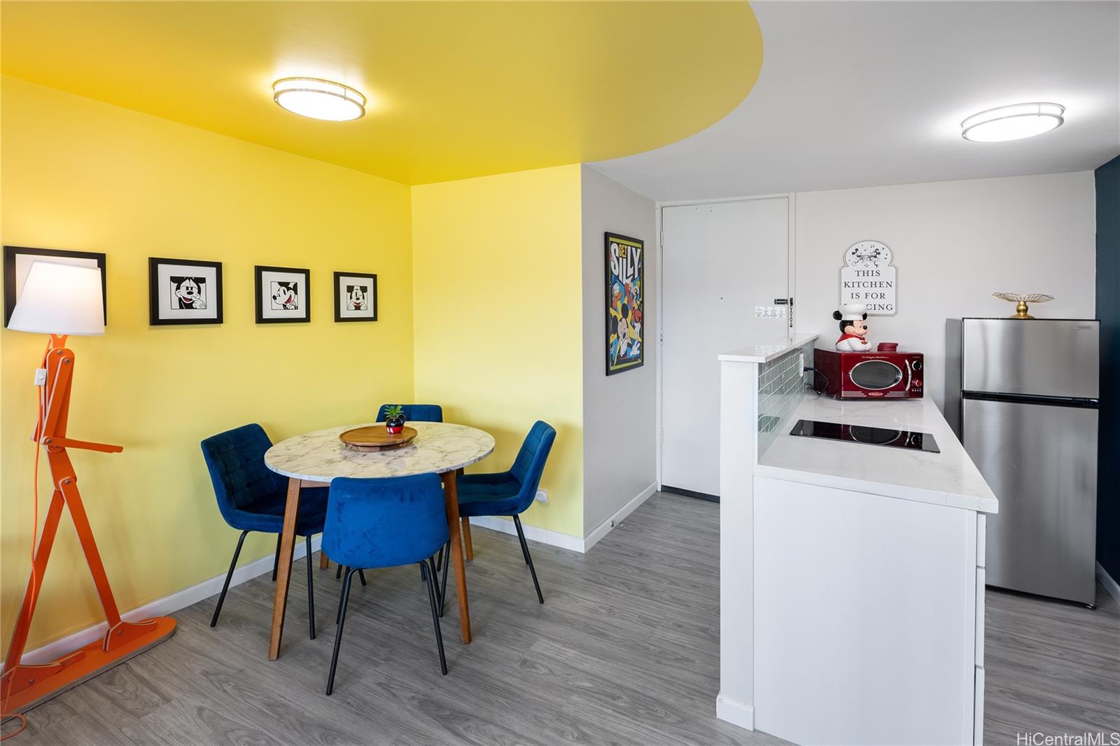 Island Colony condo # 2402, Honolulu, Hawaii - photo 4 of 24