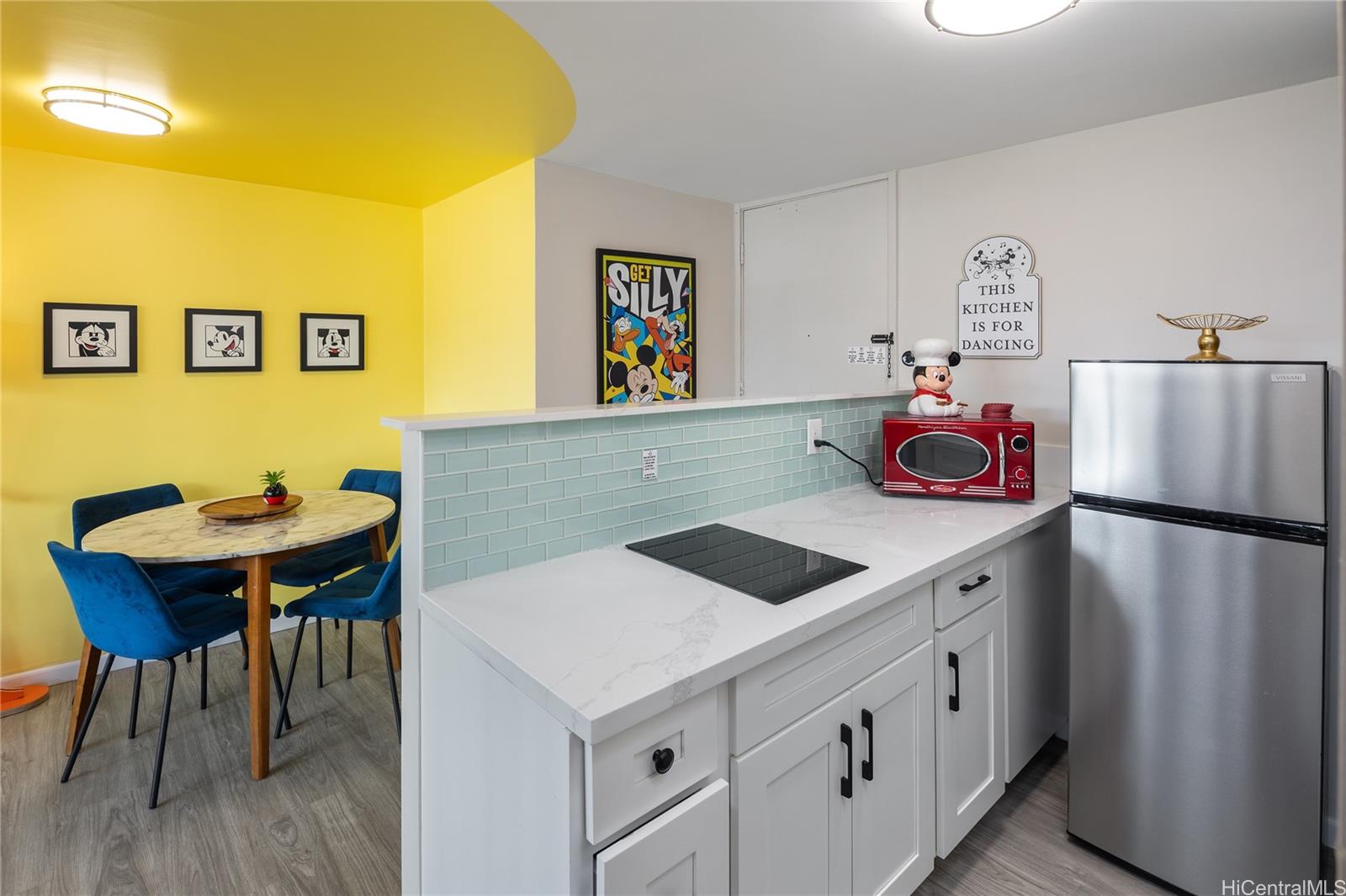 Island Colony condo # 2402, Honolulu, Hawaii - photo 5 of 24